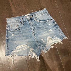 Pistola shorts